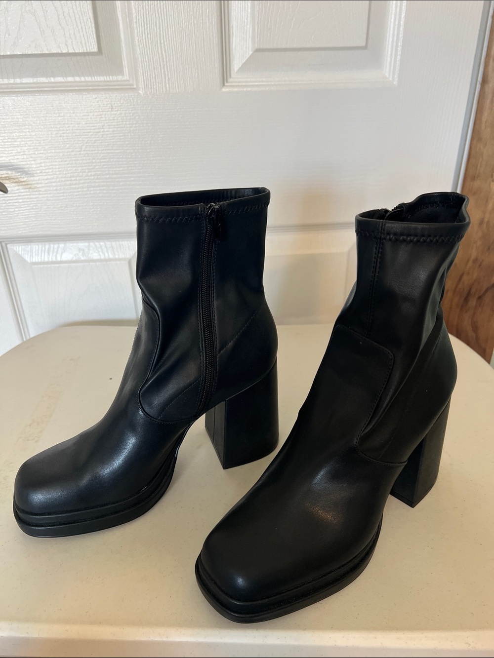 Steve Madden Black Square-Toe Block Heel Ankle Boots